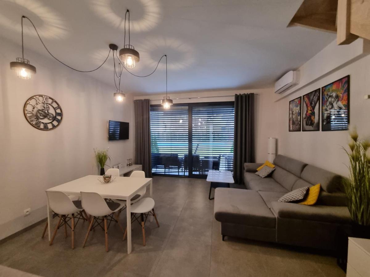 Aprum Apartments 12C Поберово Экстерьер фото